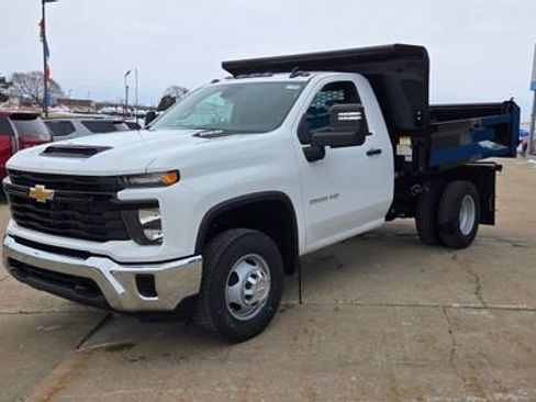 New 2026 Chevrolet Silverado 3500 W/T w/ WT Convenience Package AWD/4WD image 6