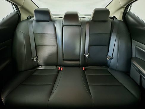 Used 2020 Nissan Altima 2.5 SR w/ Premium Package FWD image 13