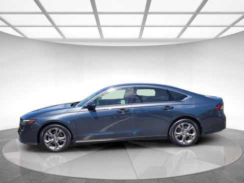 Certified 2024 Honda Accord EX image 7