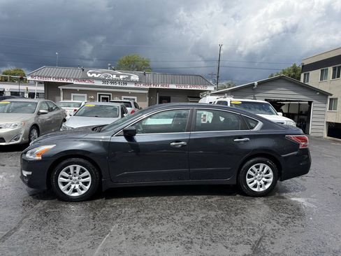 Used 2015 Nissan Altima 2.5 S w/ Power Driver Seat Package FWD image 5