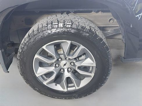 Used 2021 Chevrolet Silverado 1500 RST w/ Z71 Off-Road Package AWD/4WD image 27