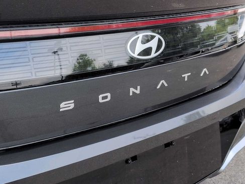 Used 2025 Hyundai Sonata SEL FWD image 13