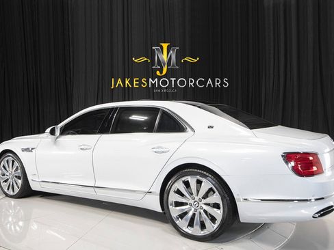 Used 2020 Bentley Flying Spur W12 w/ First Edition Specification image 6