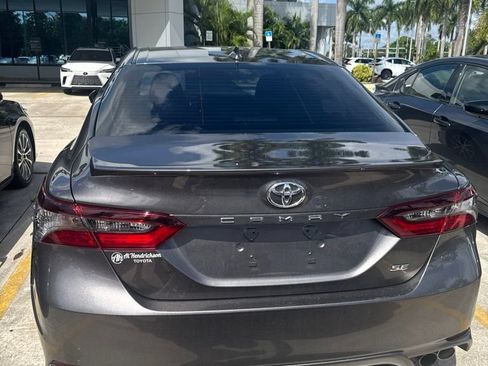 Used 2024 Toyota Camry SE FWD image 4