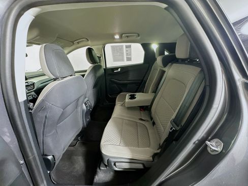 Used 2021 Ford Escape SE w/ Convenience Package image 26