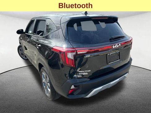 Used 2024 Kia Seltos LX AWD/4WD image 8