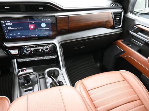 Used 2023 GMC Sierra 1500 Denali Ultimate image 39