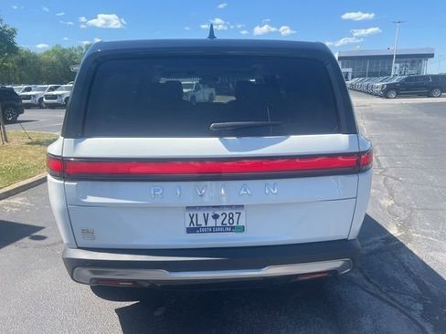 Used 2023 Rivian R1S Adventure image 6