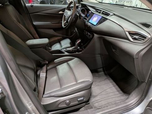 Used 2023 Buick Encore GX Essence image 25