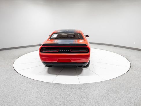 Used 2016 Dodge Challenger R/T image 29