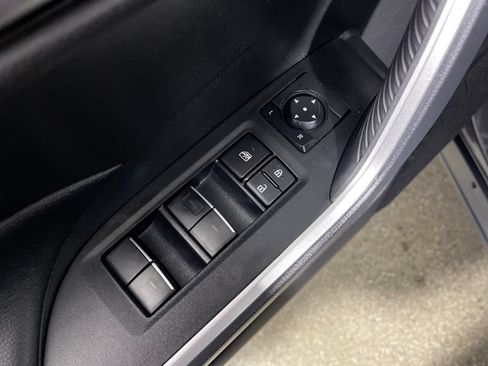 Certified 2025 Toyota RAV4 XLE AWD/4WD image 16