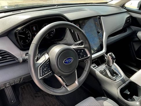 Used 2025 Subaru Outback Premium w/ Popular Package #1A AWD/4WD image 16