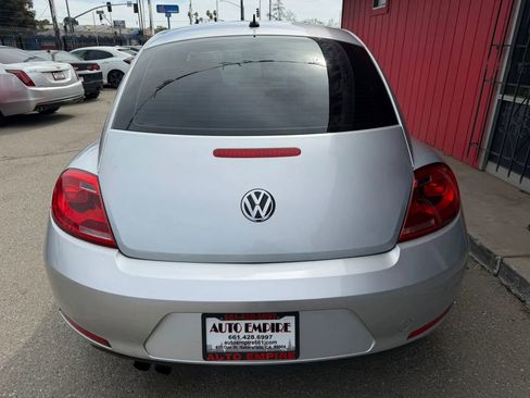 Used 2014 Volkswagen Beetle 1.8T image 4