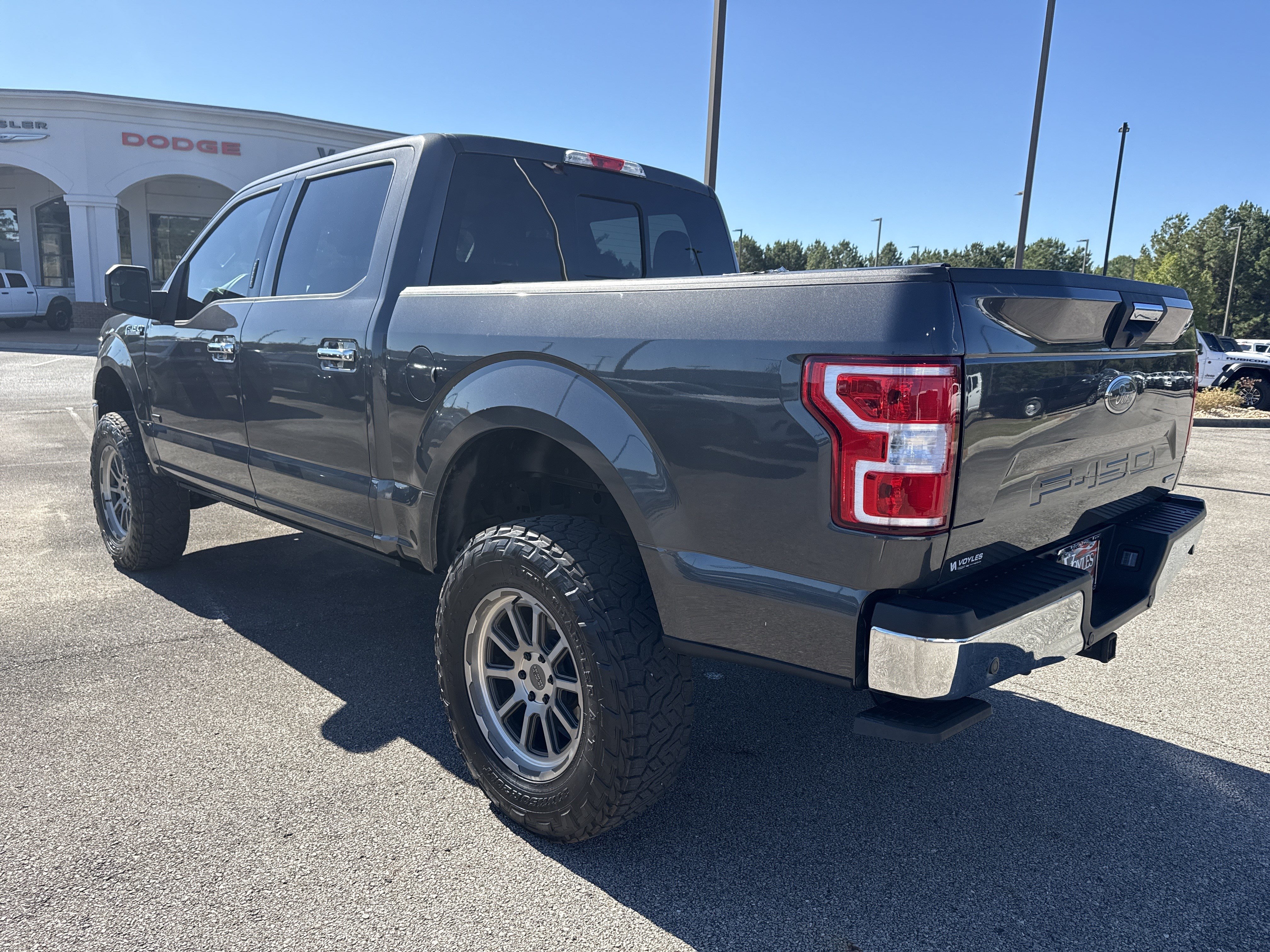 Used 2020 Ford F150 XLT w/ Equipment Group 302A Luxury AWD/4WD image 5
