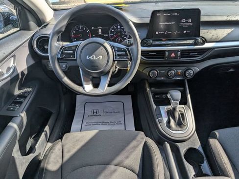 Used 2024 Kia Forte LXS FWD image 6