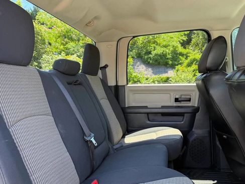 Used 2010 Dodge Ram 2500 Truck ST w/ ST Popular Equipment Group AWD/4WD image 25
