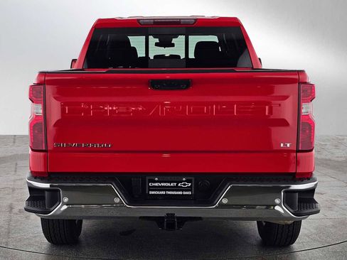 Used 2025 Chevrolet Silverado 1500 LT w/ Safety Package AWD/4WD image 4