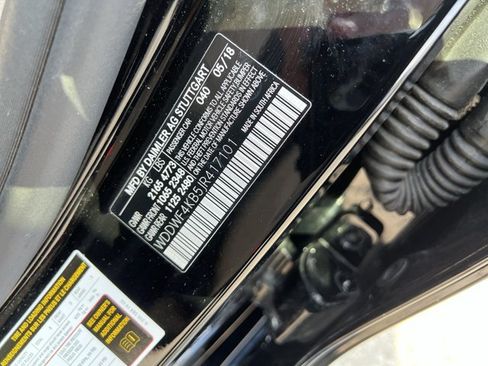 Used 2018 Mercedes-Benz C 300 4MATIC Sedan image 34