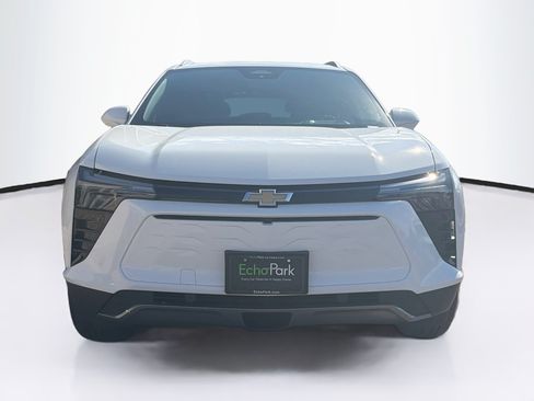Used 2024 Chevrolet Blazer EV LT AWD/4WD image 2