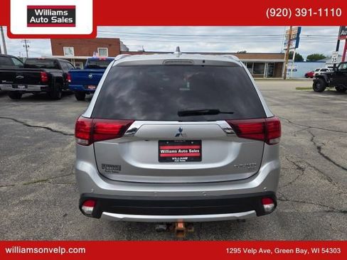 Used 2018 Mitsubishi Outlander GT AWD/4WD image 5