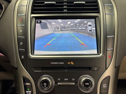 Used 2019 Lincoln Nautilus Select image 30