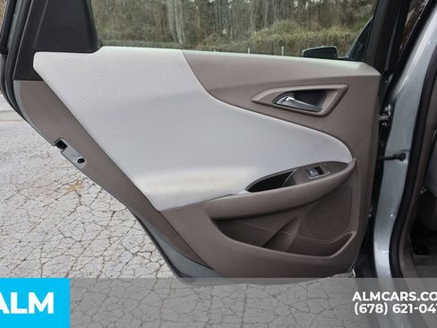 Used 2024 Chevrolet Malibu LT image 18