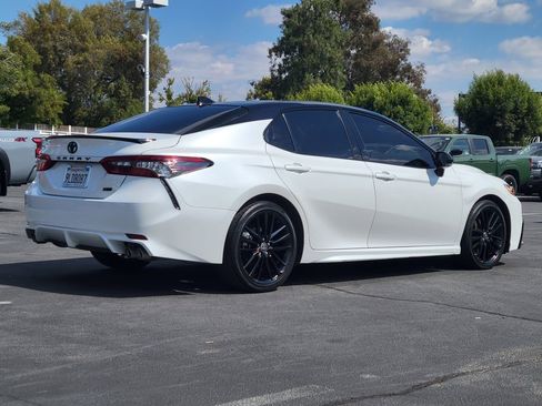 Used 2024 Toyota Camry XSE FWD image 4
