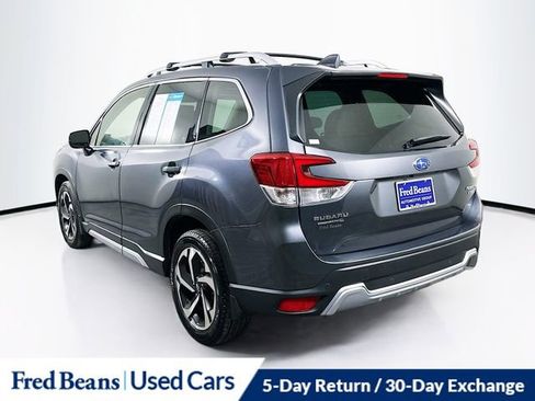 Used 2022 Subaru Forester Touring image 6