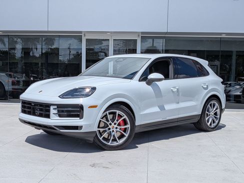 New 2026 Porsche Cayenne S AWD/4WD image 1
