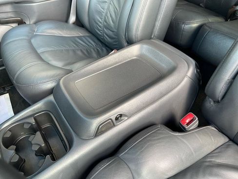 Used 2002 Chevrolet Silverado 3500 LT RWD image 33