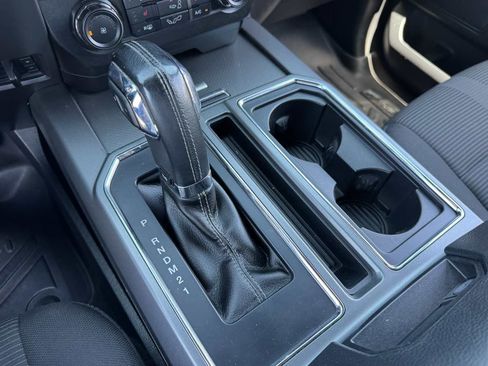 Used 2015 Ford F150 XLT w/ Equipment Group 302A Luxury AWD/4WD image 32