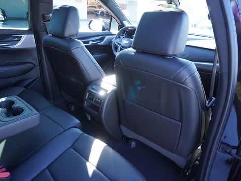 Certified 2023 Cadillac XT5 Premium Luxury image 10