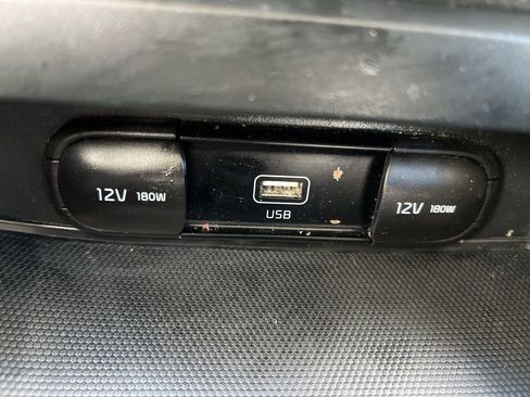 Used 2020 Kia Soul LX FWD image 31