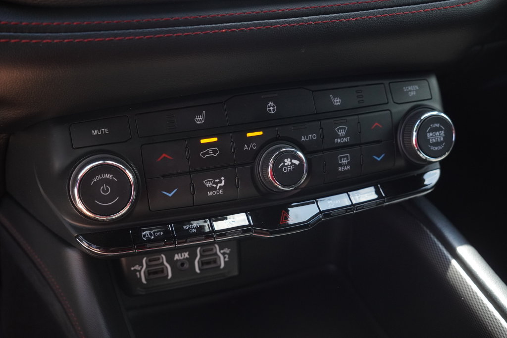 Certified 2023 Dodge Durango GT AWD/4WD image 28