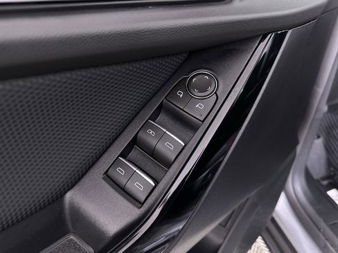 New 2026 Chevrolet Equinox RS w/ Convenience Package III image 60