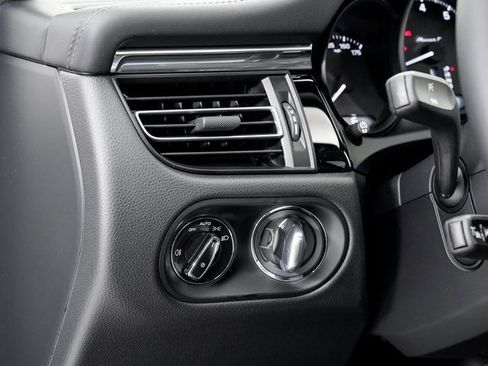 Used 2026 Porsche Macan Turbo image 12