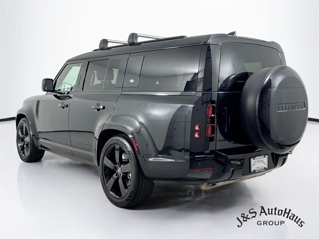 Used 2023 Land Rover Defender 130 X-Dynamic SE AWD/4WD image 5
