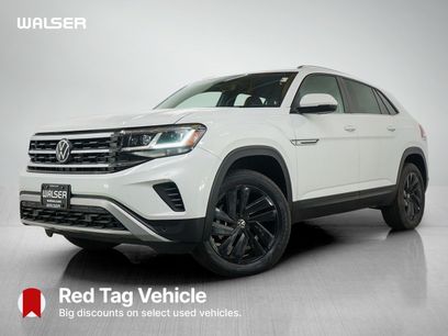 Used 2023 Volkswagen Atlas Cross Sport SE w/ Black Wheel Package