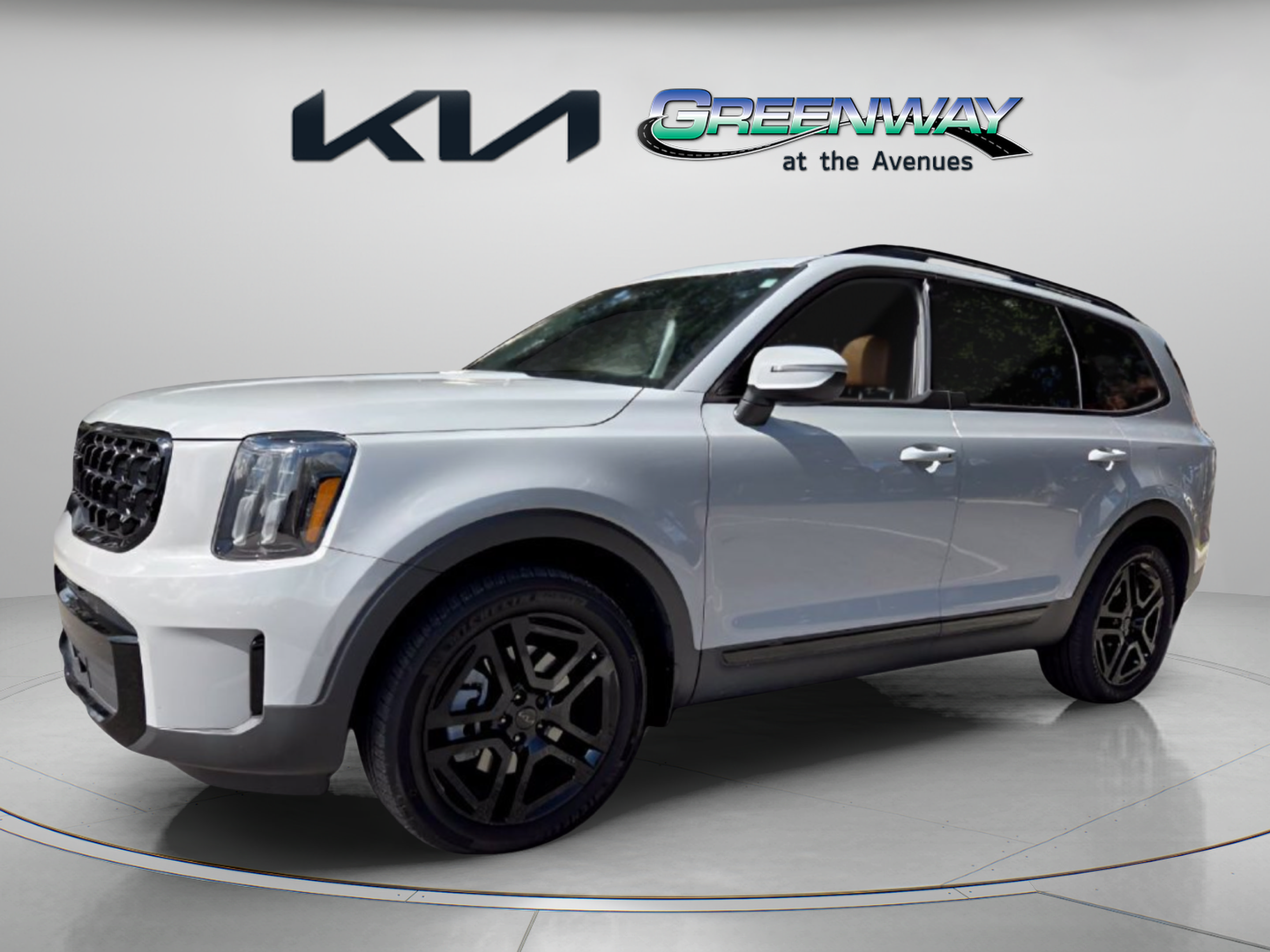 Used 2025 Kia Telluride EX X-Line AWD/4WD image 3