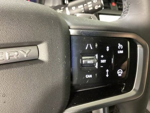 Certified 2025 Land Rover Discovery Sport S image 24