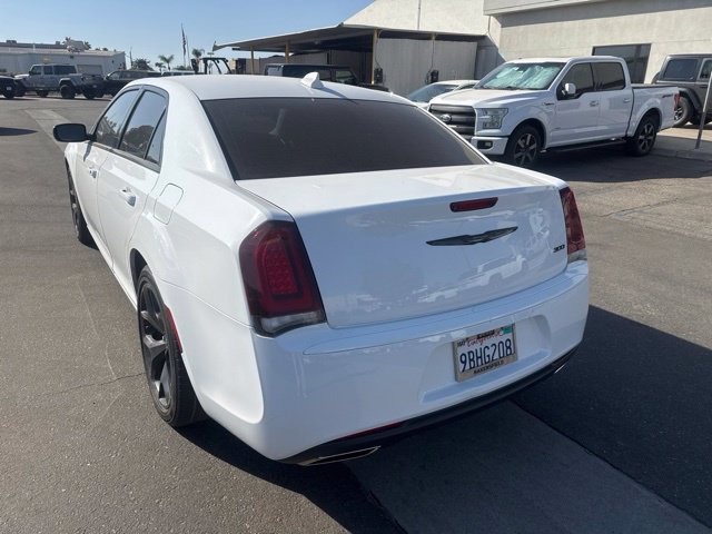 Used 2022 Chrysler 300 Touring w/ Sport Appearance Package RWD image 3
