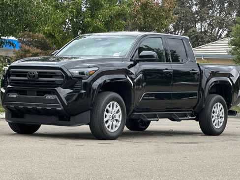 Certified 2025 Toyota Tacoma SR5 RWD image 9