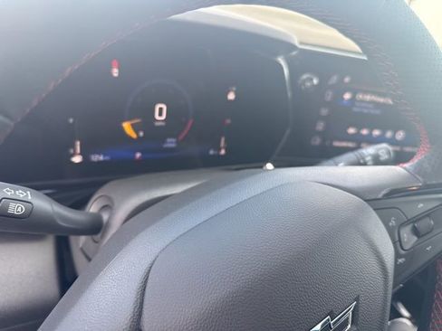 New 2026 Chevrolet Trax RS w/ Sunroof Package FWD image 25