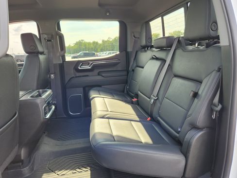 Used 2023 Chevrolet Silverado 1500 LTZ w/ Technology Package AWD/4WD image 12