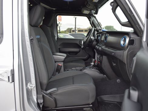 Used 2021 Jeep Wrangler Unlimited Rubicon 4xe image 23