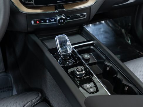 New 2026 Volvo XC60 B5 Ultra w/ Climate Package AWD/4WD image 20
