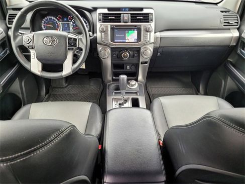 Used 2017 Toyota 4Runner SR5 image 14