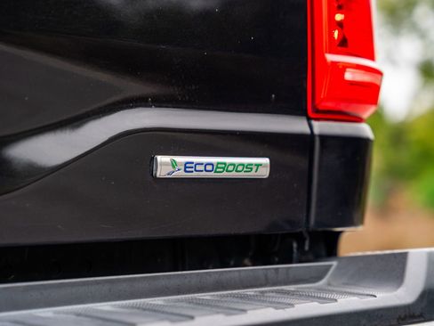 Used 2023 Ford F150 XLT RWD image 21