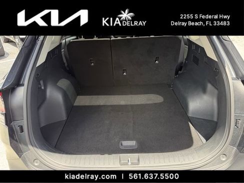 Used 2024 Kia Sportage EX FWD image 8