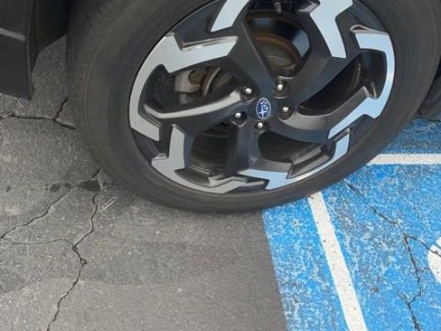 Used 2021 Subaru Crosstrek 2.5i Limited w/ Moonroof Package 2 image 7